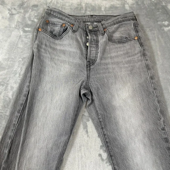 Levis 501 Women's Jeans W27 L30 Original Fit Grey Straight Leg Button Fly - Picture 2 of 8